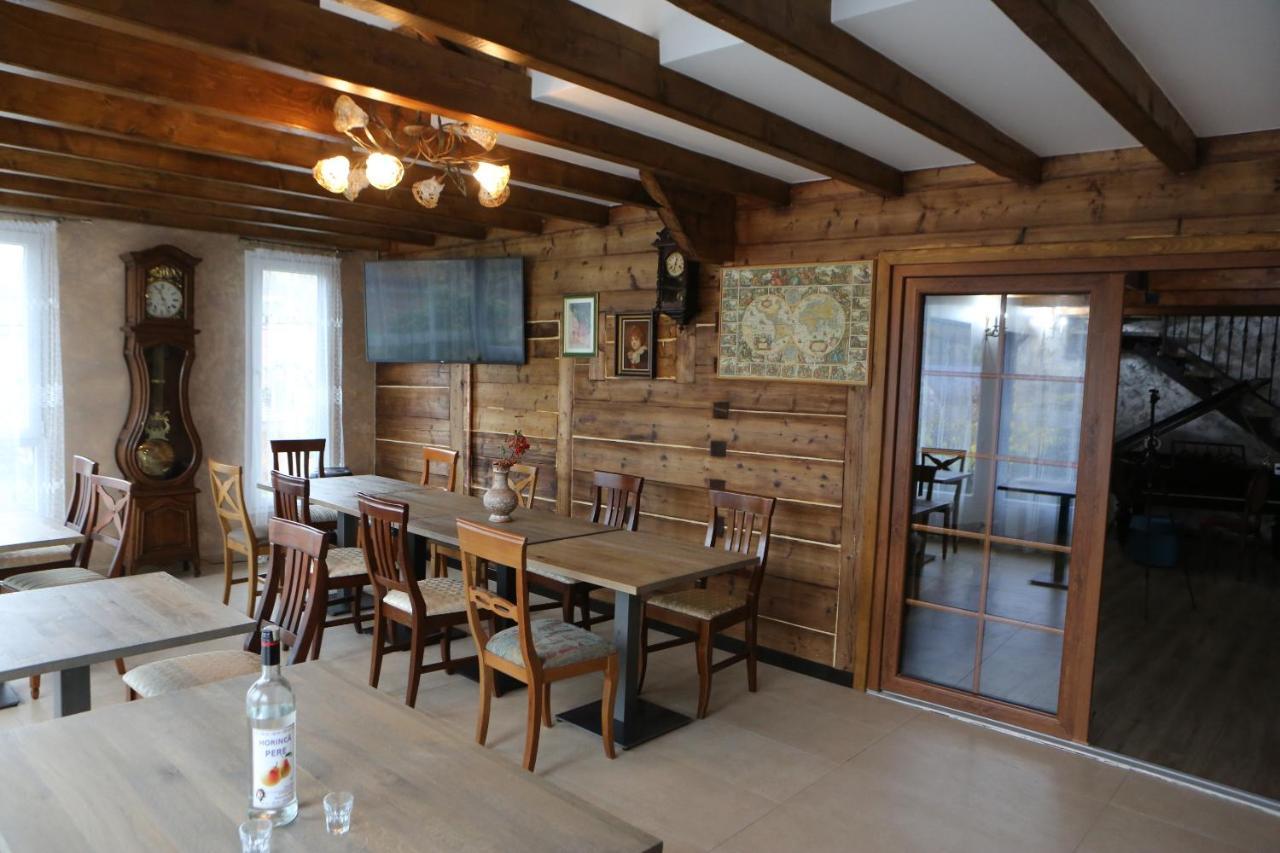 Hotel Casa Cu Magnolii Poienile Izei Exteriér fotografie